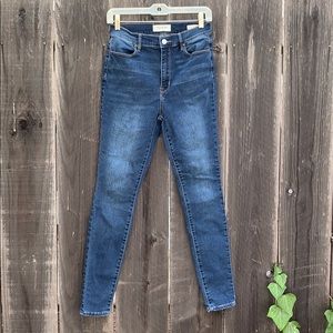 High Waist Jeans